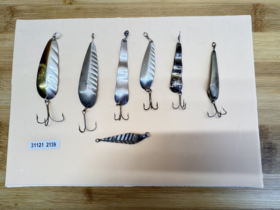 Kunstköder, Stucki Thun,  6 Schleppköder mit Drilling, 6 - 9cm, 3 - 9g, 1x ohne Drilling, 5cm, 1,5g, Gebrauchsspuren