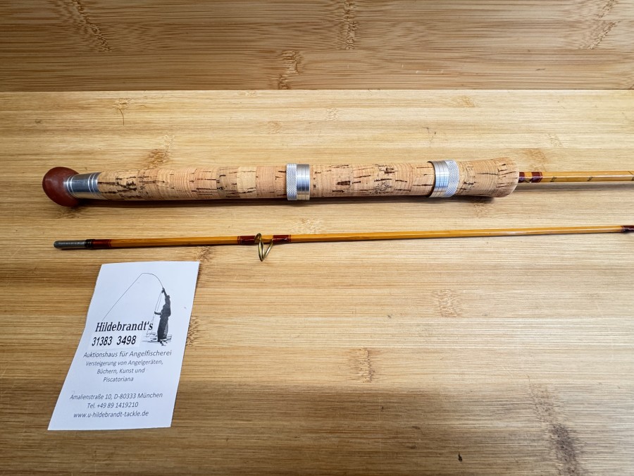 Gespliesste Spinnrute, Pezon et Michel, Luxor 400, 2tlg., 7.3", Gewicht 160g, Ringwicklungen rot, für leichtes Spinnfischen, Futteral, sehr guter Zustand, Transportlänge 1120mm