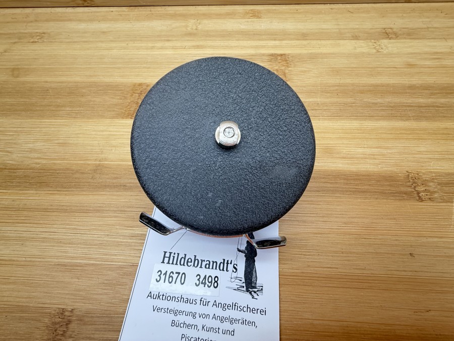 Fliegenrolle, Japan, Linkshand, Rollendurchmesser 75mm, Rollenbreite 38mm, Gewicht mit Fliegenschnur 158g, Gebrauchsspuren