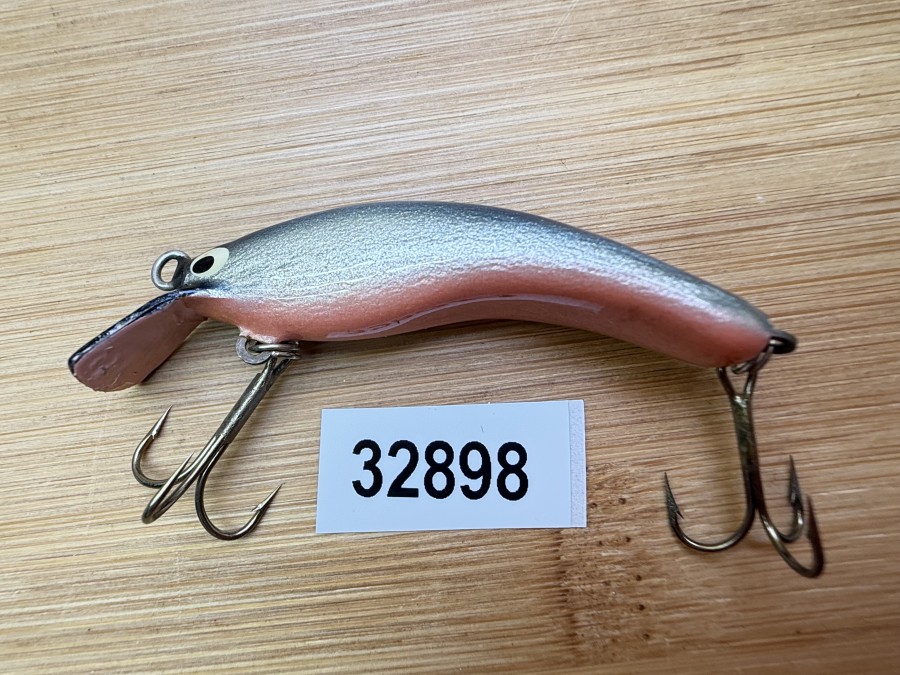 Wobbler, Turus Ukko, Handmade in Finland, rot/silber/blau, 5cm, 3g, ungefischt,