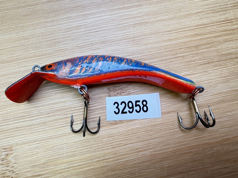 Wobbler, Turus Ukko, Handmade in Finland, Kingfisher, rot/blau/schwarz, 7cm, 5,50g, ungefischt