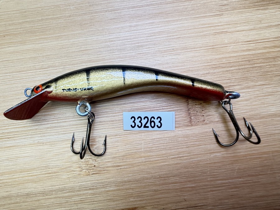 Wobbler, Turus Ukko, Handmade in Finland, gemarkt, Striper, rot/silber/schwarz, 9cm, 11,00g, ungefischt