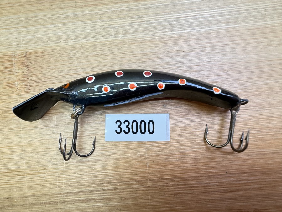 Wobbler, Turus Ukko, Handmade in Finland, Watchmen, schwarz mit weiss/roten Punkten, 7cm, 5,50g, ungefischt