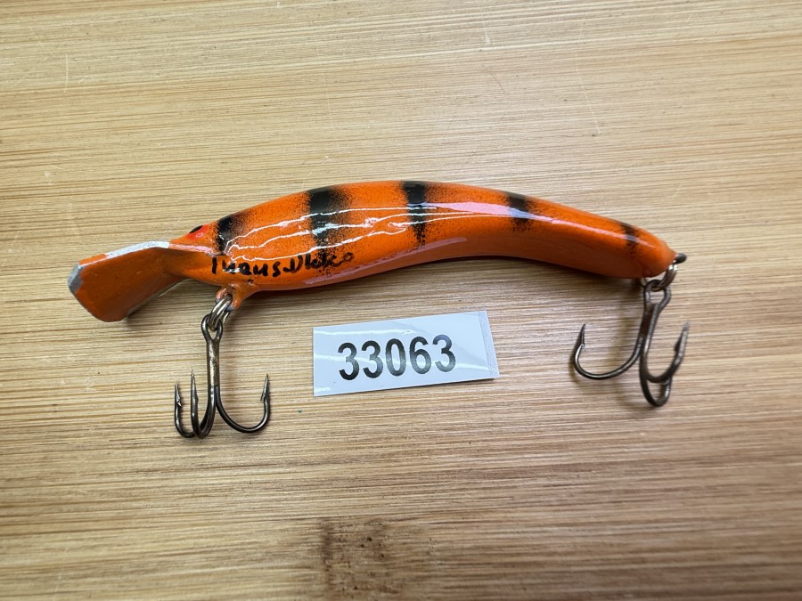 Wobbler, Turus Ukko, Handmade in Finland, gemarkt, rot/schwarze Streifen, 7cm, 6,00g, ungefischt