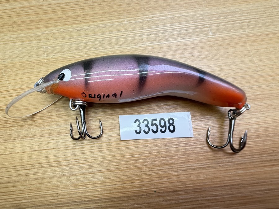 Wobbler, Turus Ukko, Turunen Original gemarkt, rot/violett/schwarz, 7cm, 6g, ungefischt