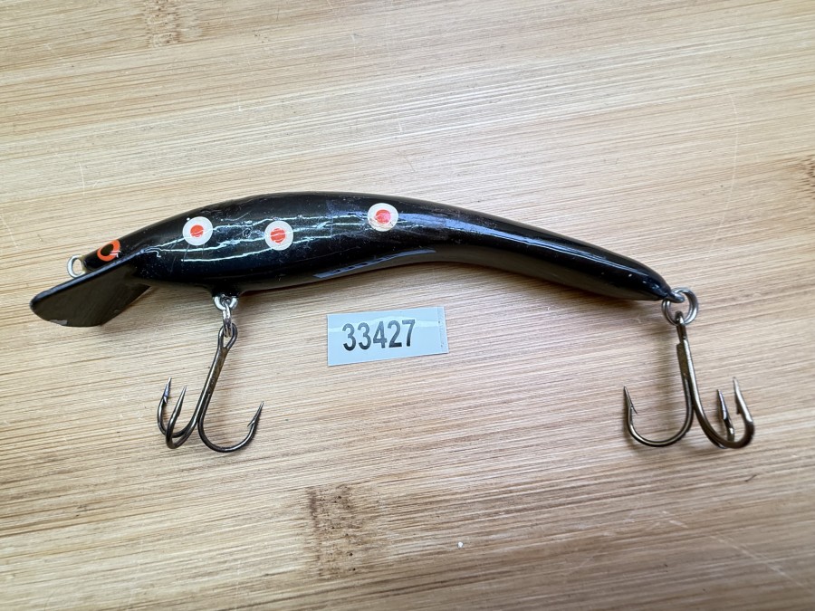 Wobbler, Turus Ukko, Handmade in Finland, Watchman, schwarz, mit weiss/orangen Punkten, 12cm, 15,00g, ungefischt