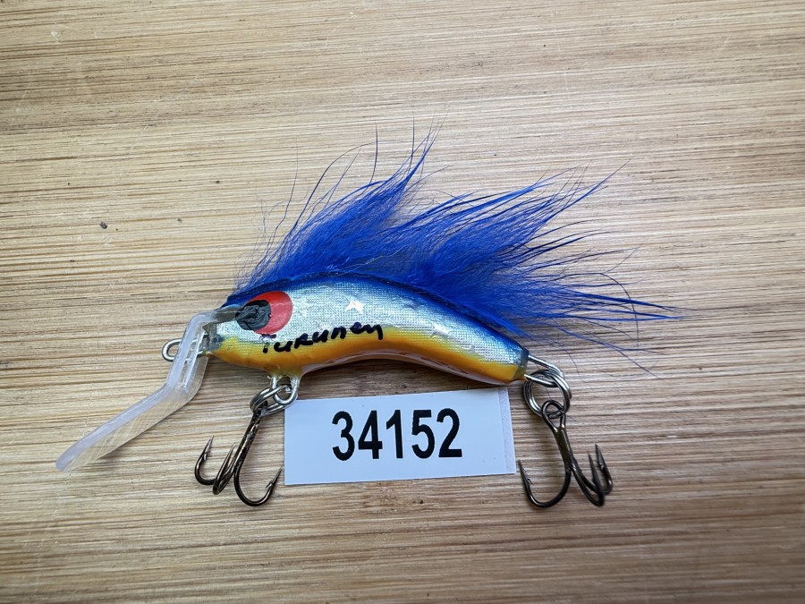 Wobbler, Turunen Finland, gemarkt, 3cm, 4g, orange/silber/blau, blauer Fellstreifen, ungefischt