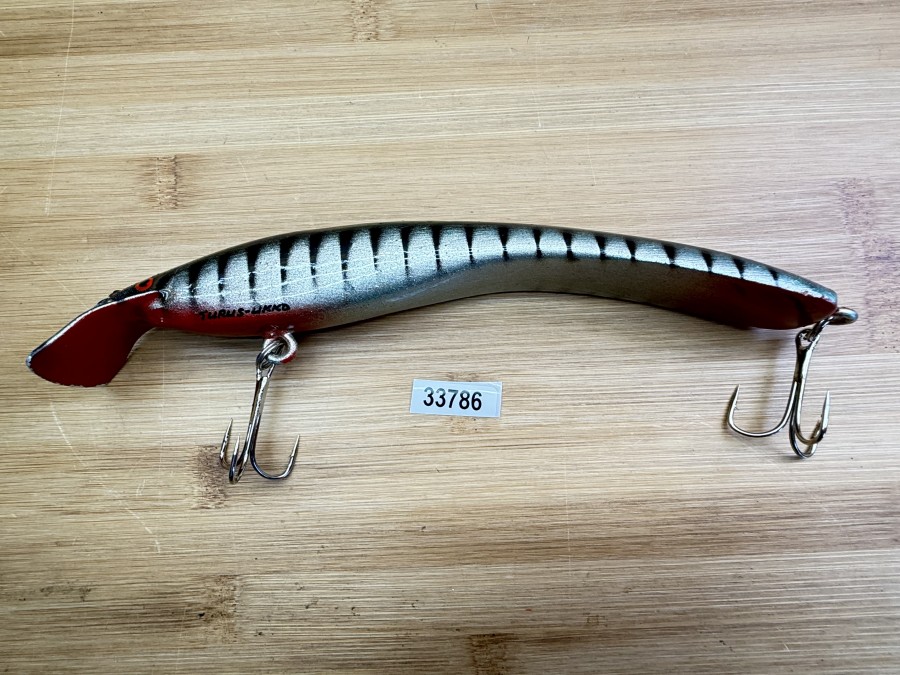 Wobbler, Turus Ukko, Handmade in Finland, Turus Ukku gemarkt, Striper, rot/silber/schwarz, 20cm, 75g, ungefischt