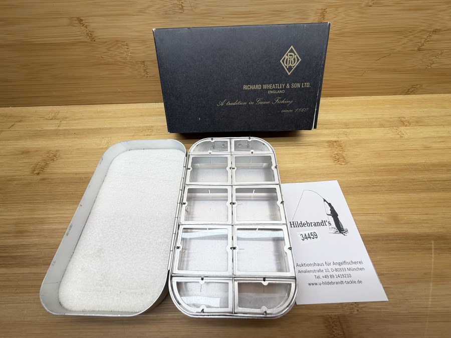 Fliegenbox, Richard Wheatley & Son Ltd. England, A tradition in Game Fishing since 1860, Maifliegenbox, 155x90x40mm, 10 Klappdeckelfächer, Foameinlage, neu im Karton